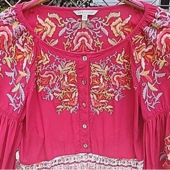 Size XS Fuchsia Floral Embroidered 3/4 Sleeve Blouse by John Mark Baby Doll Boho - Picture 2 of 11